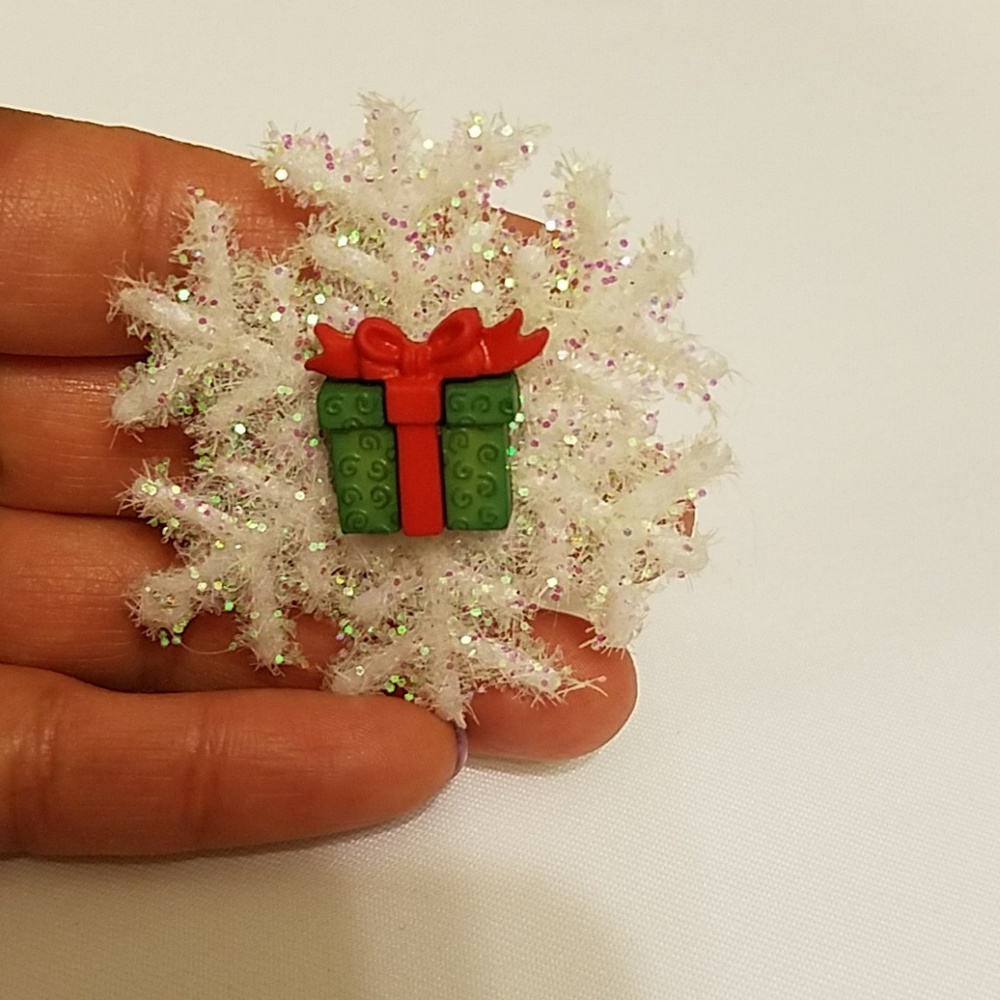 Christmas brooch